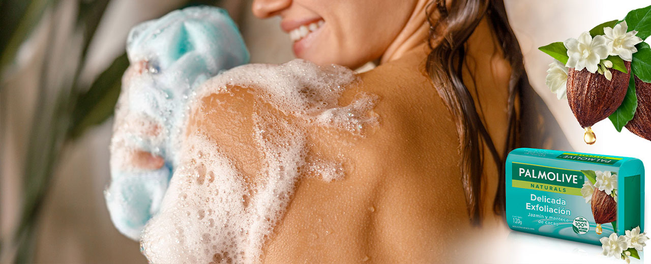 Aceite esencial y flores de lavanda para obtener beneficios de aromaterapia